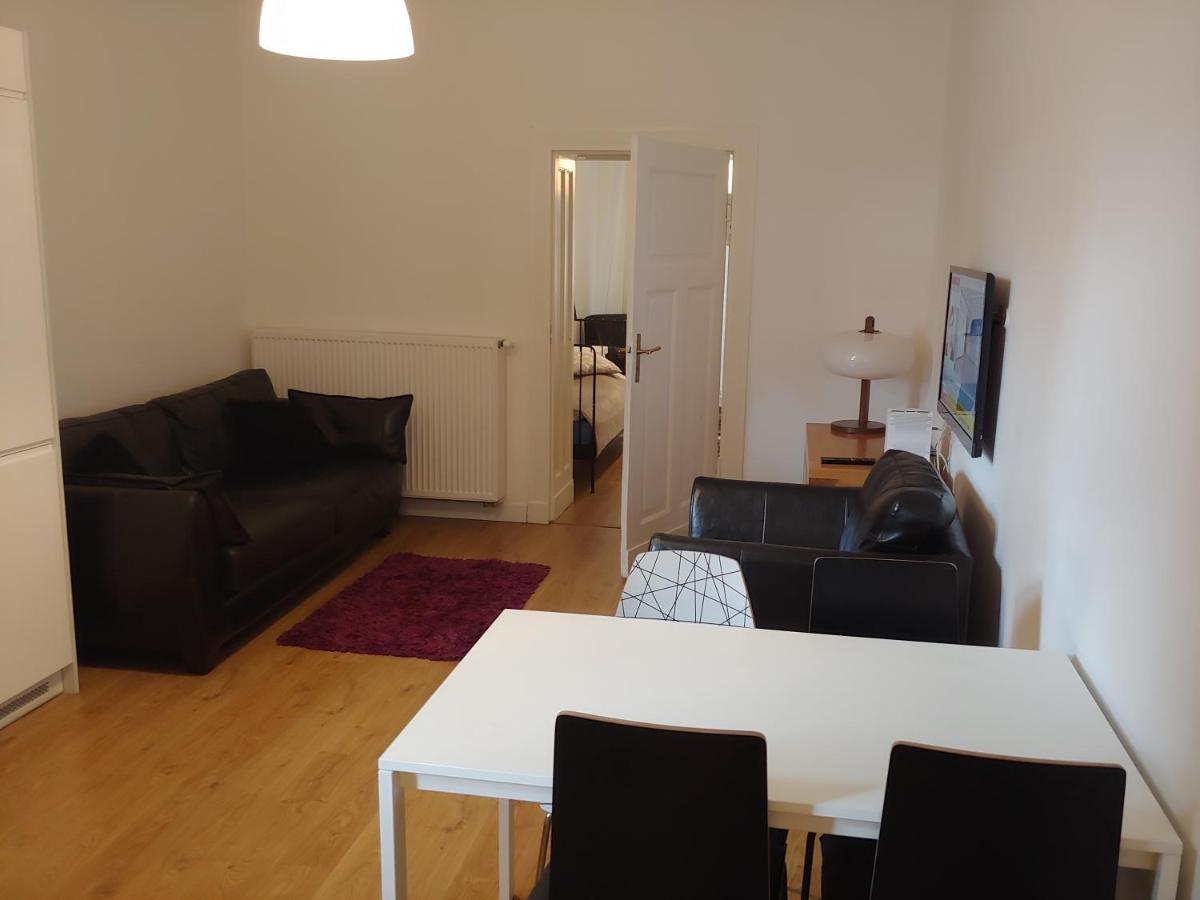 Apartament Wybickiego Apartment Познан Екстериор снимка