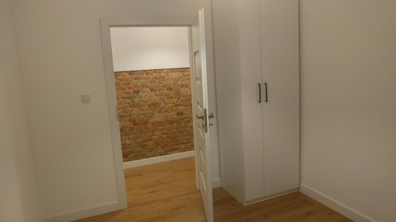Apartament Wybickiego Apartment Познан Екстериор снимка